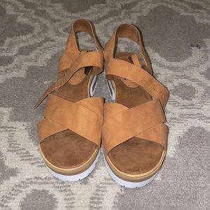 Beautiful cognac colored wedge sandal